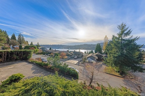 3 Crawford Bay, Port Moody, BC 