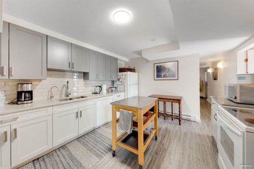 3 Crawford Bay, Port Moody, BC 