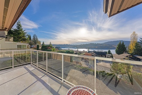 3 Crawford Bay, Port Moody, BC 
