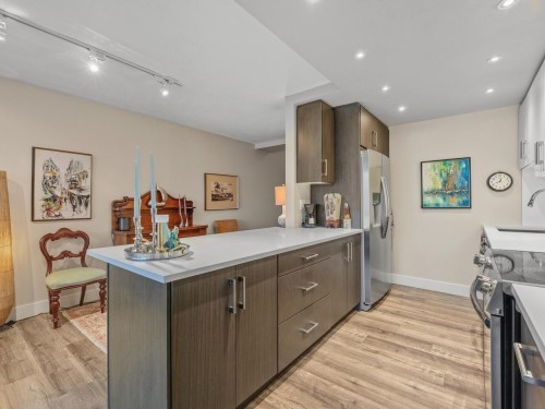 521-666 Leg In Boot Square, Vancouver, BC 