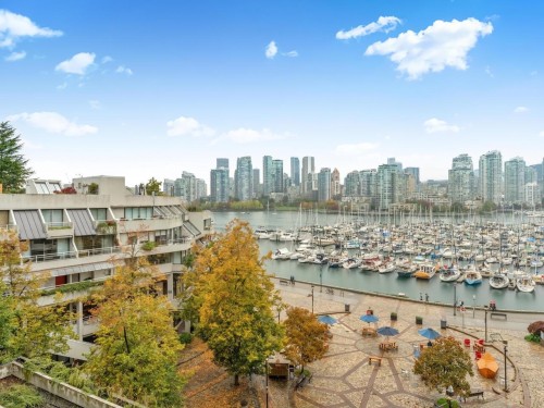 521-666 Leg In Boot Square, Vancouver, BC 