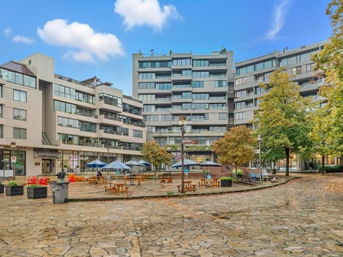 521-666 Leg In Boot Square, Vancouver, BC 