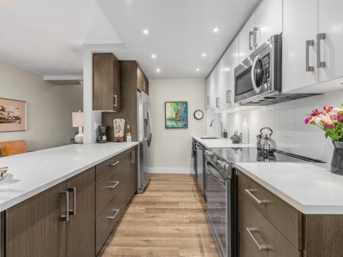 521-666 Leg In Boot Square, Vancouver, BC 