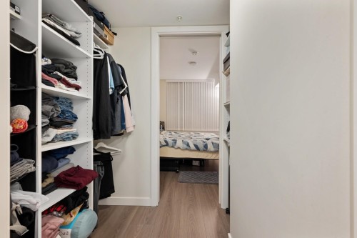 708-8699 Hazelbridge Way, Richmond, BC 