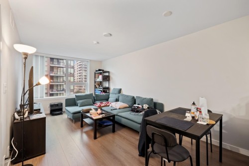 708-8699 Hazelbridge Way, Richmond, BC 