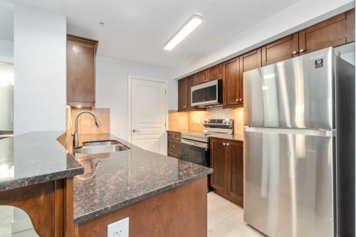 209-1969 Westminster Avenue, Port Coquitlam, BC 