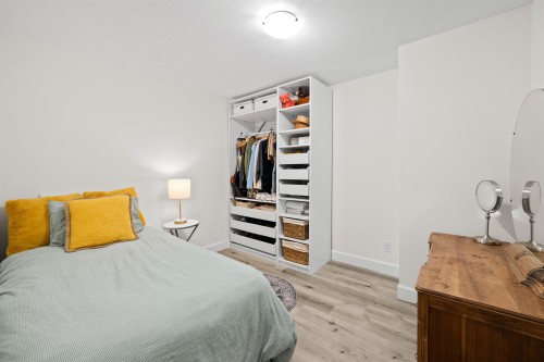 204-1528 Bowser Avenue, North Vancouver, BC 