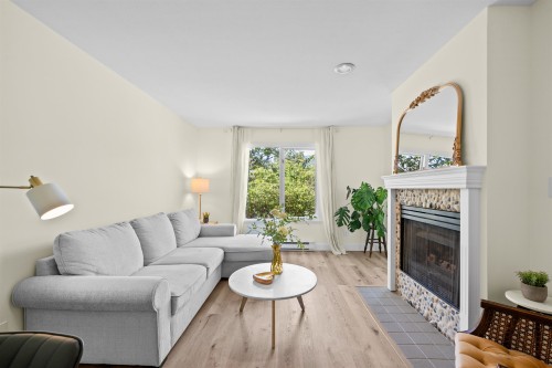 204-1528 Bowser Avenue, North Vancouver, BC 