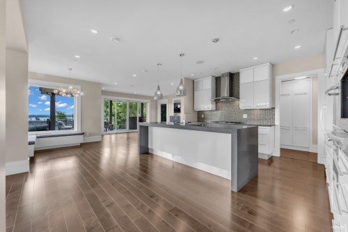 2548 Mathers Avenue, West Vancouver, BC 