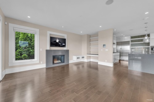 2548 Mathers Avenue, West Vancouver, BC 