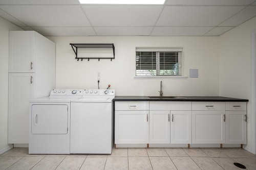 2519 East Road, Anmore, BC 