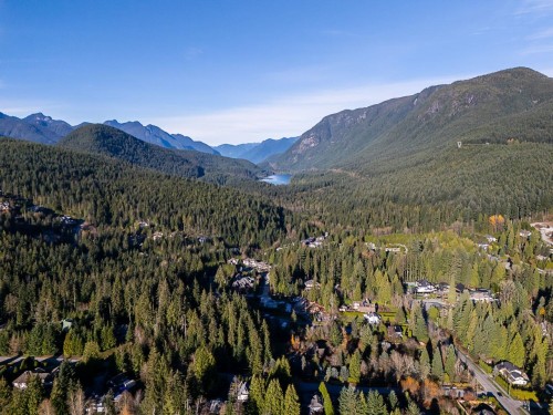 2519 East Road, Anmore, BC 