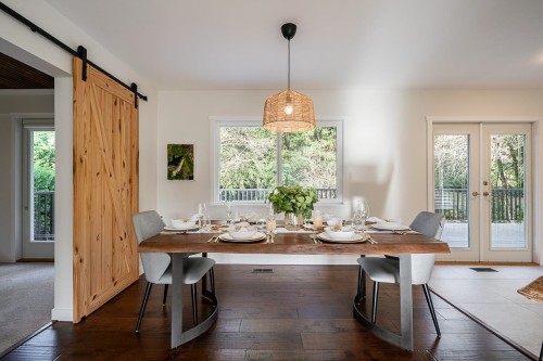 2519 East Road, Anmore, BC 