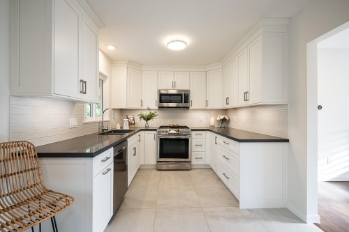 2519 East Road, Anmore, BC 