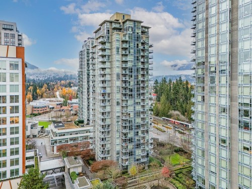 1709-3008 Glen Drive  Coquitlam, BC V3B 0J5