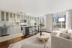 804-1225 Richards Street  Vancouver, BC V6B 1E6