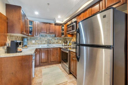 8787 Oak Street, Vancouver, BC 