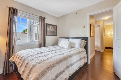 8787 Oak Street, Vancouver, BC 