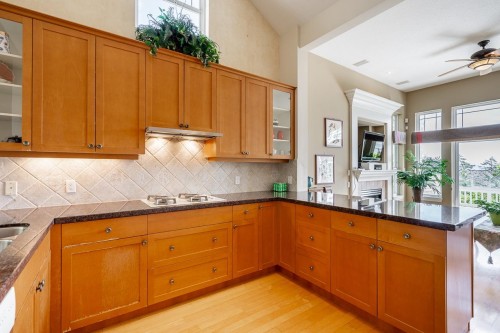 4918 Edendale Lane, West Vancouver, BC 