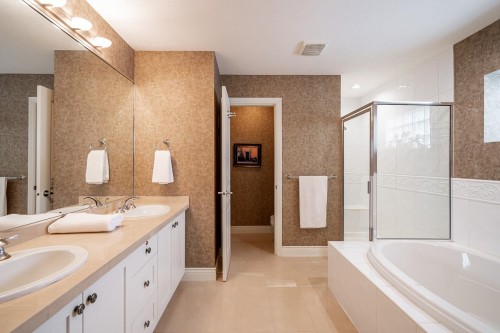 4918 Edendale Lane, West Vancouver, BC 