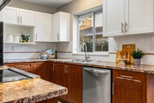 18-11950 Laity Street, Maple Ridge, BC 