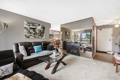 202-1048 King Albert Avenue, Coquitlam, BC 