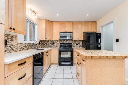 20995 118 Avenue, Maple Ridge, BC 