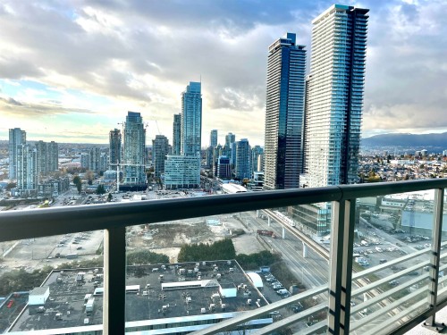 25Xx-4720 Lougheed Highway, Burnaby, BC 