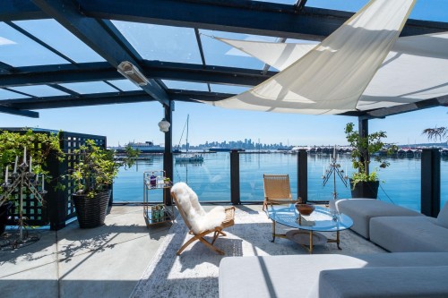 A27-415 Esplanade Avenue W, North Vancouver, BC 