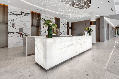 17Xx-4720 Lougheed Highway, Burnaby, BC 