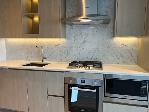 17Xx-4720 Lougheed Highway, Burnaby, BC 