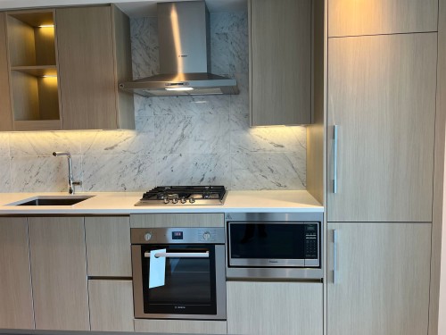 17Xx-4720 Lougheed Highway, Burnaby, BC 