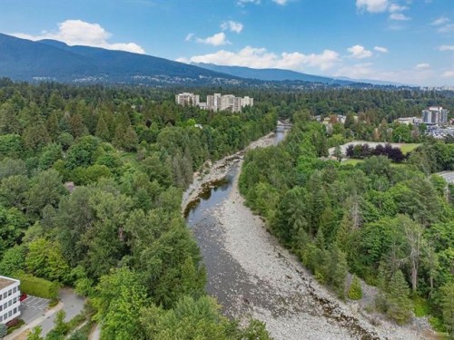 202-533 Waters Edge Crescent, West Vancouver, BC 