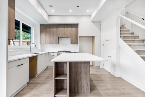 27-23697 Fern Crescent, Maple Ridge, BC 