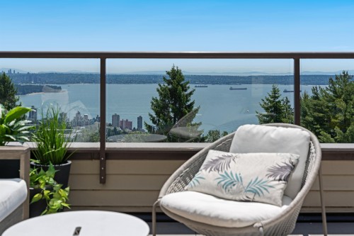 41-2238 Folkestone Way  West Vancouver, BC V7S 2X7