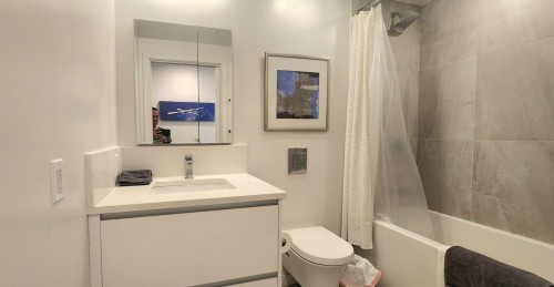 180 2Nd Avenue E, Vancouver, BC 