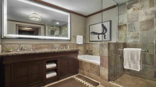 324-4591 Blackcomb Way, Whistler, BC 