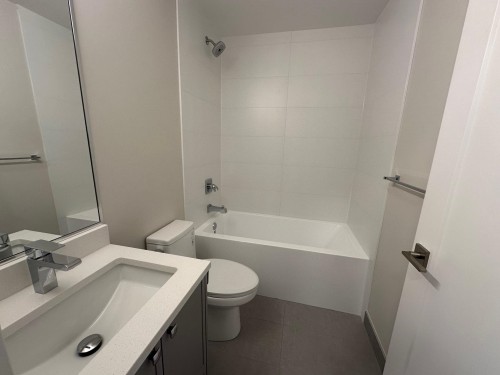 344 17Th Street E, North Vancouver, BC 