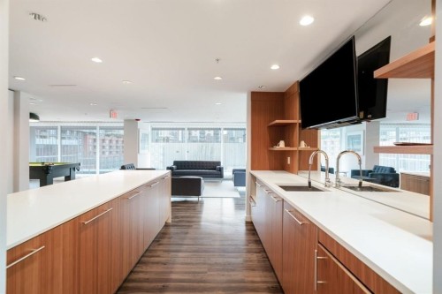 2007-999 Seymour Street, Vancouver, BC 