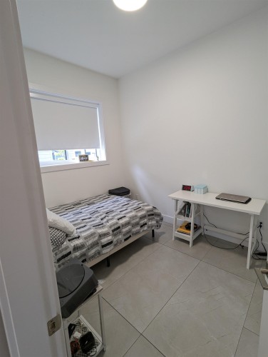 836 61St Avenue W, Vancouver, BC 