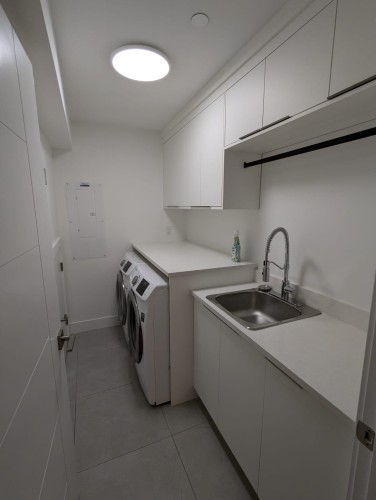 836 61St Avenue W, Vancouver, BC 