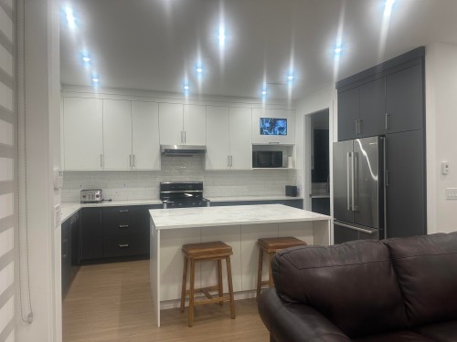 836 61St Avenue W, Vancouver, BC 