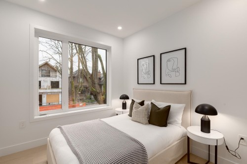 2-2976 13Th Avenue W, Vancouver, BC 