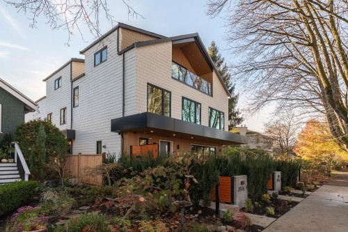 2-2976 13Th Avenue W, Vancouver, BC 