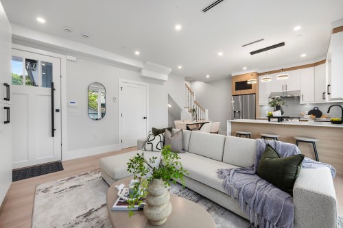 2743 Mcgill Street, Vancouver, BC 