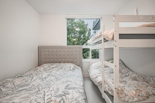 516-5508 Hollybridge Way, Richmond, BC 