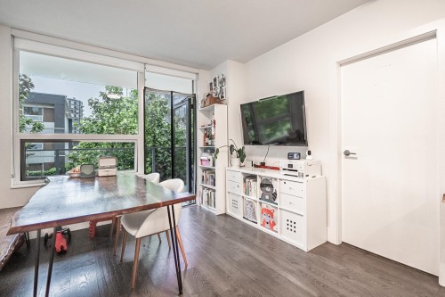 516-5508 Hollybridge Way, Richmond, BC 