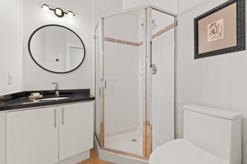 404-1688 Cypress Street, Vancouver, BC 