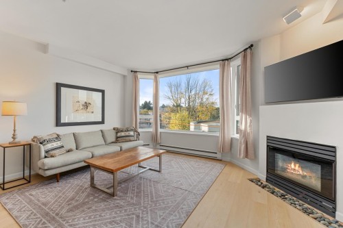 404-1688 Cypress Street, Vancouver, BC 