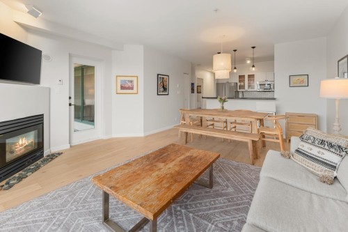 404-1688 Cypress Street, Vancouver, BC 